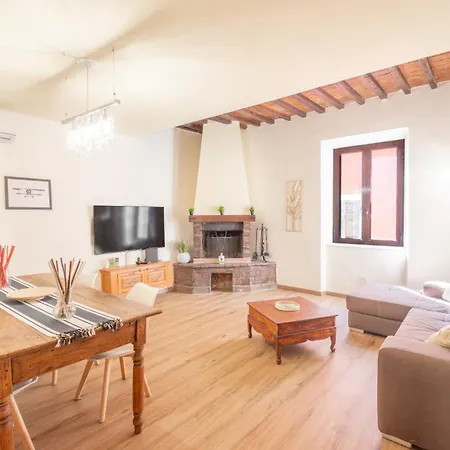 Casa Toscana شقة *